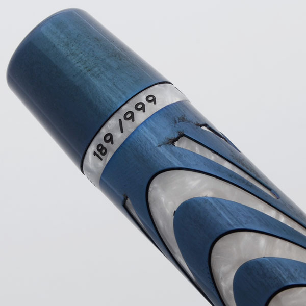 Visconti Ripple LE Fountain Pen (189/999) - Blue and White, 18k